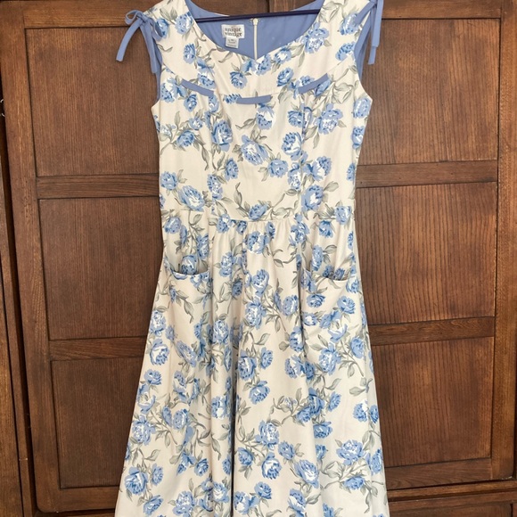 Unique Vintage Dresses & Skirts - Soft blue floral dress